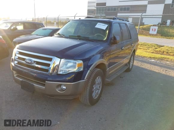 ✅ 2012 Ford Expedition XLT • VIN: 1FMJU1H53CEF01160 • Lot: 43571007. Listed on IAAI with 272,776 mi. Free auction sales archive from the USA and detailed vehicle history report at DreamBid. Image 17.