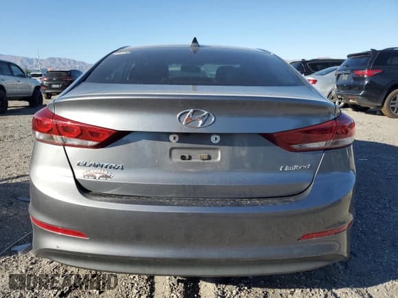✅ 2018 Hyundai Elantra Limited • VIN: 5NPD84LF5JH295456 • Lot: 81955775. Wystawiony na Copart z przebiegiem 82 852 mil. Bezpłatny archiwum sprzedaży aukcyjnych z USA i szczegółowy raport historii pojazdu na DreamBid. Zdjęcie 6.