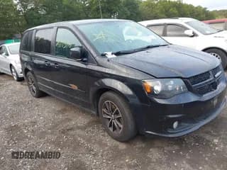✅ 2017 Dodge Grand Caravan SXT • VIN: 2C4RDGCG1HR611900 • Lot: 43263062. Wystawiony na IAAI z przebiegiem Nie podano. Bezpłatny archiwum sprzedaży aukcyjnych z USA i szczegółowy raport historii pojazdu na DreamBid. Zdjęcie 1.