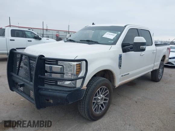 ✅ 2019 Ford F-250 XL • VIN: 1FT7W2BTXKED26149 • Lot: 42365084. Listed on IAAI with 221,502 mi. Free auction sales archive from the USA and detailed vehicle history report at DreamBid. Image 17.