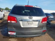 ✅ 2013 Kia Sorento LX • VIN: 5XYKTDA28DG388439 • Lot: 43275151. Listed on IAAI with 157,159 mi. Free auction sales archive from the USA and detailed vehicle history report at DreamBid. Image 17.