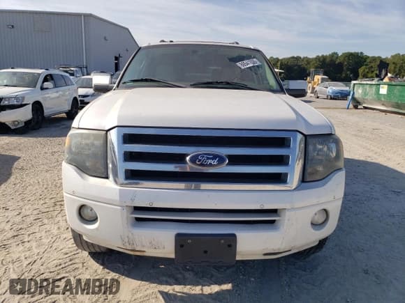 ✅ 2012 Ford Expedition Limited • VIN: 1FMJU1K58CEF59242 • Lot: 80541805. Wystawiony na Copart z przebiegiem 207 946 mil. Bezpłatny archiwum sprzedaży aukcyjnych z USA i szczegółowy raport historii pojazdu na DreamBid. Zdjęcie 5.