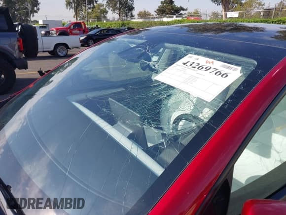 ✅ 2025 Tesla Model Y Long Range • VIN: 7SAYGDED9SA366867 • Лот: 43269766. Опубликован ранее на IAAI с пробегом 9 356 миль. Бесплатный доступ к архиву аукционных продаж из США и подробный отчёт об истории автомобиля на DreamBid. Изображение 18.