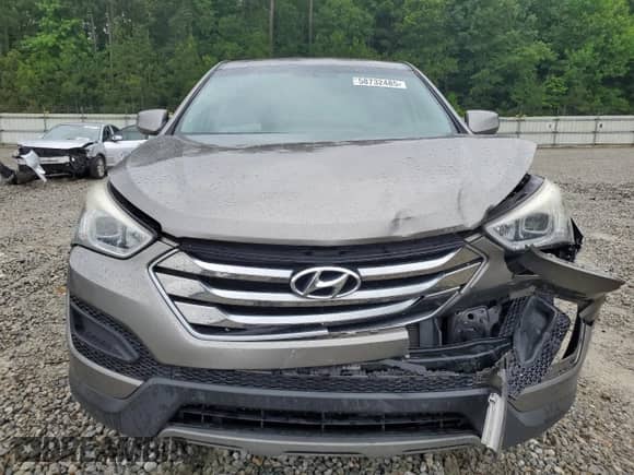 2015 Hyundai Santa Fe with VIN 5XYZT3LB5FG237387, listed as a Copart auction lot 58732485 with 151,641 mi miles and Salvage title. Bid and sale history available at DreamBid. Image 5.