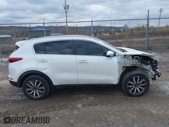 ✅ 2017 Kia Sportage EX • VIN: KNDPNCAC5H7261668 • Lot: 43815772. Wystawiony na IAAI z przebiegiem 108 352 mil. Bezpłatny archiwum sprzedaży aukcyjnych z USA i szczegółowy raport historii pojazdu na DreamBid. Zdjęcie 14.