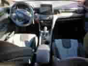 2019 Hyundai Veloster Premium z VIN KMHTG6AF6KU016600, wystawiony jako Copart lot #88659075 z przebiegiem 98 404 mil mil oraz Szkoda całkowita • Salvage title. Historia ofert i sprzedaży dostępna na DreamBid. Obrazek 8.