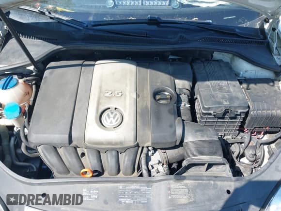 ✅ 2009 Volkswagen Rabbit S • VIN: WVWBB71KX9W026532 • Лот: 42396191. Опубликован ранее на IAAI с пробегом 161 660 миль. Бесплатный доступ к архиву аукционных продаж из США и подробный отчёт об истории автомобиля на DreamBid. Изображение 10.