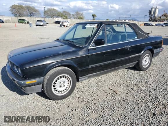 1991 BMW 3 Series z VIN WBABB2314MEC25288, wystawiony jako Copart lot #53748225 z przebiegiem 146 500 mil mil oraz Czysty tytuł • Clean title. Historia ofert i sprzedaży dostępna na DreamBid. Obrazek 1.