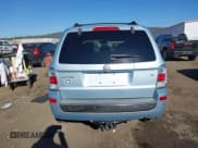 ✅ 2008 Mercury Mariner • VIN: 4M2CU81178KJ00985 • Lot: 43513743. Wystawiony na IAAI z przebiegiem 117 693 mil. Bezpłatny archiwum sprzedaży aukcyjnych z USA i szczegółowy raport historii pojazdu na DreamBid. Zdjęcie 16.