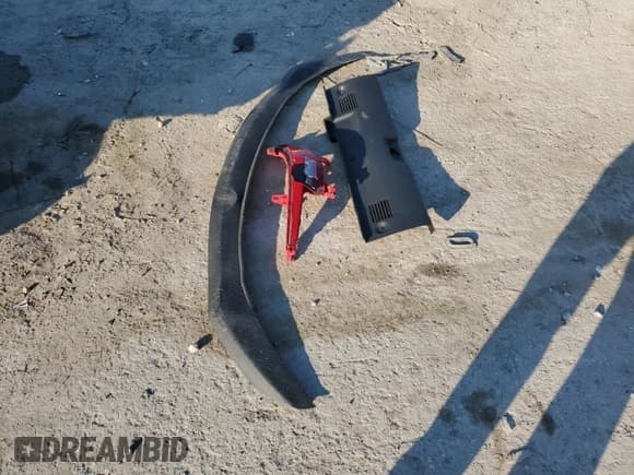 ✅ 2020 Hyundai Elantra Value Edition • VIN: 5NPD84LF6LH588446 • Lot: 80801925. Listed on Copart with 44,807 mi. Free auction sales archive from the USA and detailed vehicle history report at DreamBid. Image 12.