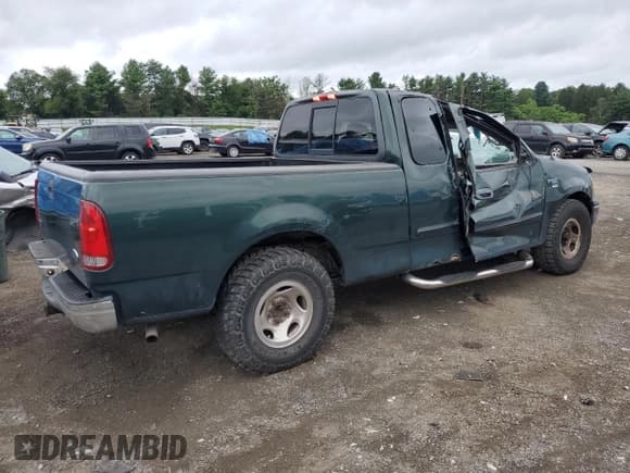 ✅ 2001 Ford F-150 XL • VIN: 1FTRX17L41NA90489 • Lot: 67060015. Listed on Copart with 143,360 mi. Free auction sales archive from the USA and detailed vehicle history report at DreamBid. Image 3.