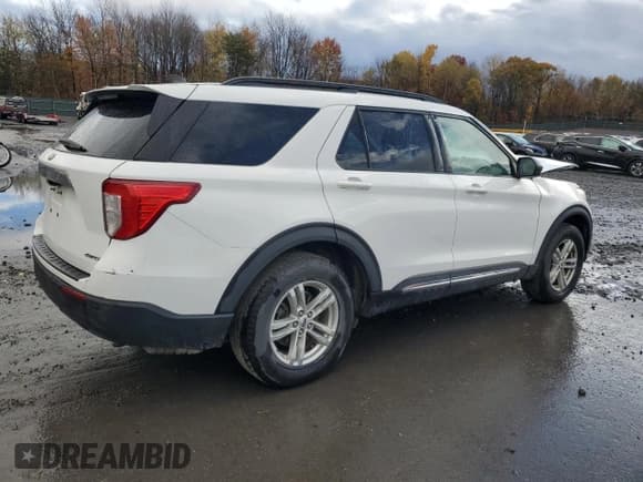 ✅ 2021 Ford Explorer XLT • VIN: 1FMSK8DH9MGA54469 • Lot: 90551085. Listed on Copart with 56,561 mi. Free auction sales archive from the USA and detailed vehicle history report at DreamBid. Image 3.