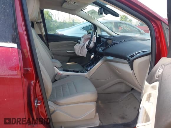 ✅ 2013 Ford C-Max SEL • VIN: 1FADP5BUXDL505290 • Lot: 42948061. Wystawiony na IAAI z przebiegiem 169 343 mil. Bezpłatny archiwum sprzedaży aukcyjnych z USA i szczegółowy raport historii pojazdu na DreamBid. Zdjęcie 5.