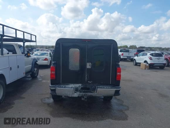 ✅ 2016 Chevrolet Silverado 2500HD LT • VIN: 1GC1CVE87GF247384 • Лот: 43716300. Опубликован ранее на IAAI с пробегом 296 200 миль. Бесплатный доступ к архиву аукционных продаж из США и подробный отчёт об истории автомобиля на DreamBid. Изображение 16.