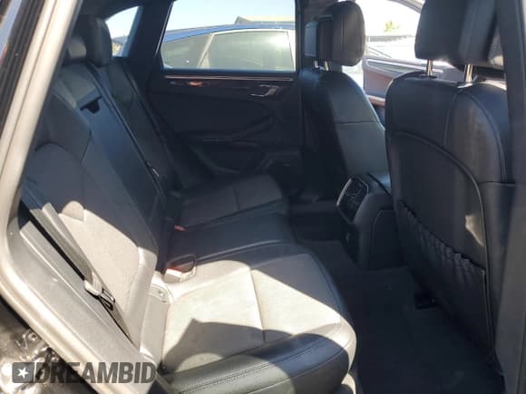 ✅ 2024 Porsche Macan • VIN: WP1AA2A57RLB12294 • Lot: 70940765. Wystawiony na Copart z przebiegiem 41 440 mil. Bezpłatny archiwum sprzedaży aukcyjnych z USA i szczegółowy raport historii pojazdu na DreamBid. Zdjęcie 11.