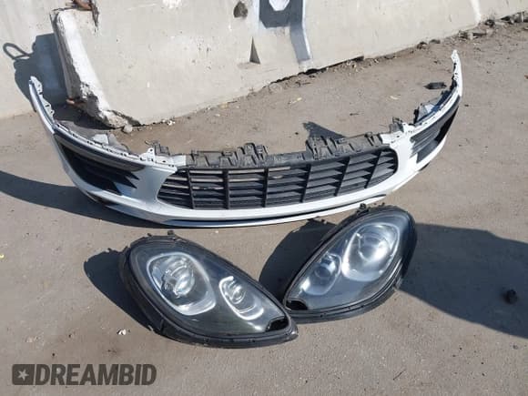 ✅ 2017 Porsche Macan • VIN: WP1AA2A55HLB00806 • Lot: 43566514. Wystawiony na IAAI z przebiegiem 122 043 mil. Bezpłatny archiwum sprzedaży aukcyjnych z USA i szczegółowy raport historii pojazdu na DreamBid. Zdjęcie 12.