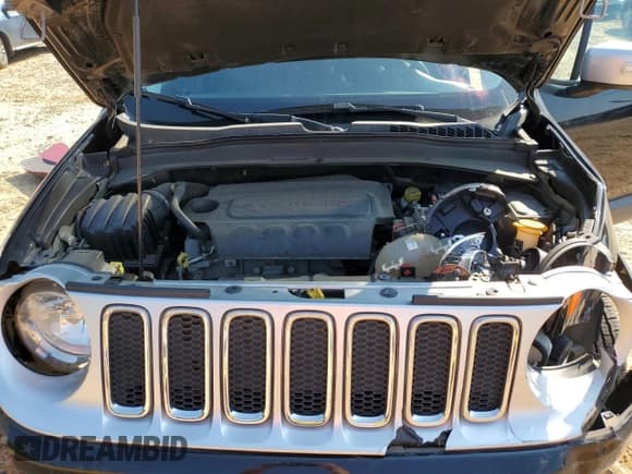 ✅ 2017 Jeep Renegade Limited • VIN: ZACCJBDB5HPG37778 • Lot: 81383425. Listed on Copart with 77,136 mi. Free auction sales archive from the USA and detailed vehicle history report at DreamBid. Image 12.