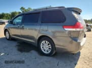 ✅ 2013 Toyota Sienna XLE AAS • VIN: 5TDYK3DC2DS378472 • Lot: 71878925. Wystawiony na Copart z przebiegiem 120 857 mil. Bezpłatny archiwum sprzedaży aukcyjnych z USA i szczegółowy raport historii pojazdu na DreamBid. Zdjęcie 2.