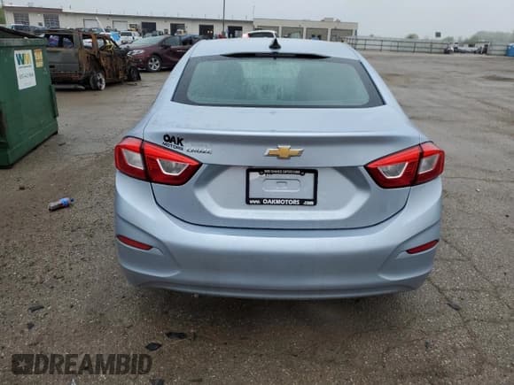 ✅ 2017 Chevrolet Cruze LS • VIN: 1G1BC5SM4H7281342 • Lot: 49894753. Listed on Copart with 145,296 mi. Free auction sales archive from the USA and detailed vehicle history report at DreamBid. Image 6.