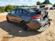 ✅ 2019 Ford Fusion SE • VIN: 3FA6P0HD7KR280375 • Lot: 80432465. Wystawiony na Copart z przebiegiem 99 729 mil. Bezpłatny archiwum sprzedaży aukcyjnych z USA i szczegółowy raport historii pojazdu na DreamBid. Zdjęcie 2.