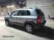 2007 Hyundai Tucson SE z VIN KM8JN72D47U485403, wystawiony jako Copart lot #82332324 z przebiegiem 133 370 mil mil oraz Szkoda całkowita • Salvage title. Historia ofert i sprzedaży dostępna na DreamBid. Obrazek 2.