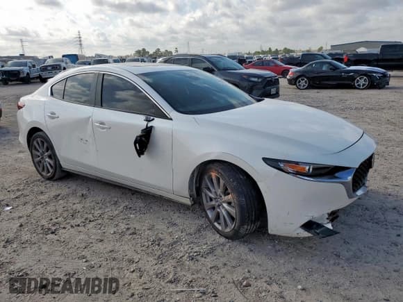 ✅ 2024 Mazda 3 S Preferred • VIN: 3MZBPACM5RM416500 • Лот: 70778675. Опубликован ранее на Copart с пробегом 20 672 миль. Бесплатный доступ к архиву аукционных продаж из США и подробный отчёт об истории автомобиля на DreamBid. Изображение 4.