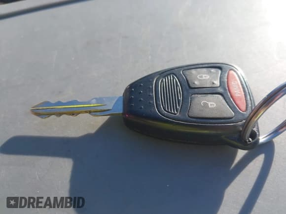 ✅ 2006 Dodge Durango SXT • VIN: 1D4HB38N26F169380 • Лот: 42454822. Опубликован ранее на IAAI с пробегом 168 224 миль. Бесплатный доступ к архиву аукционных продаж из США и подробный отчёт об истории автомобиля на DreamBid. Изображение 11.