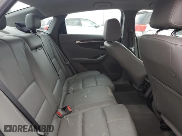 ✅ 2018 Chevrolet Impala LT • VIN: 2G1105S39J9105399 • Лот: 78982614. Опубликован ранее на Copart с пробегом 100 071 миль. Бесплатный доступ к архиву аукционных продаж из США и подробный отчёт об истории автомобиля на DreamBid. Изображение 10.