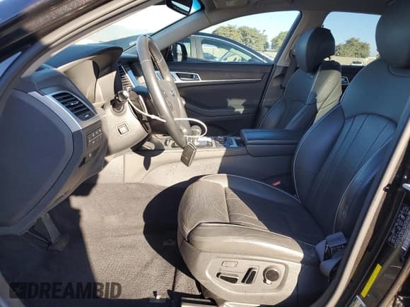 ✅ 2018 Genesis G80 3.8L • VIN: KMHGN4JE6JU242542 • Lot: 86840255. Wystawiony na Copart z przebiegiem 51 599 mil. Bezpłatny archiwum sprzedaży aukcyjnych z USA i szczegółowy raport historii pojazdu na DreamBid. Zdjęcie 7.