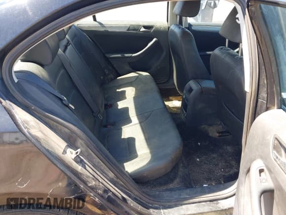 ✅ 2014 Volkswagen Jetta TDI • VIN: 3VWLL7AJ1EM444865 • Лот: 43017450. Опубликован ранее на IAAI с пробегом 102 145 миль. Бесплатный доступ к архиву аукционных продаж из США и подробный отчёт об истории автомобиля на DreamBid. Изображение 8.