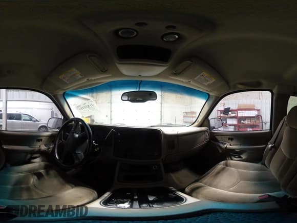 ✅ 2003 Chevrolet Silverado 2500HD LS • VIN: 1GCHK29G43E157174 • Lot: 41839189. Wystawiony na IAAI z przebiegiem 179 860 mil. Bezpłatny archiwum sprzedaży aukcyjnych z USA i szczegółowy raport historii pojazdu na DreamBid. Zdjęcie 18.