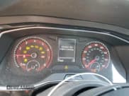 ✅ 2021 Volkswagen Jetta S • VIN: 3VWN57BU6MM085751 • Lot: 80949335. Wystawiony na Copart z przebiegiem 77 668 mil. Bezpłatny archiwum sprzedaży aukcyjnych z USA i szczegółowy raport historii pojazdu na DreamBid. Zdjęcie 9.