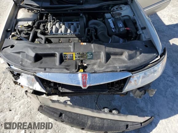 ✅ 2002 Lincoln Continental • VIN: 1LNHM97V82Y671963 • Lot: 42771995. Wystawiony na Copart z przebiegiem 157 788 mil. Bezpłatny archiwum sprzedaży aukcyjnych z USA i szczegółowy raport historii pojazdu na DreamBid. Zdjęcie 11.