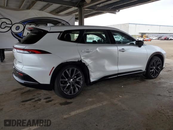 ✅ 2025 Toyota Crown XLE • VIN: JTDACAAJ5S3011795 • Lot: 90110955. Wystawiony na Copart z przebiegiem 2 592 mil. Bezpłatny archiwum sprzedaży aukcyjnych z USA i szczegółowy raport historii pojazdu na DreamBid. Zdjęcie 3.