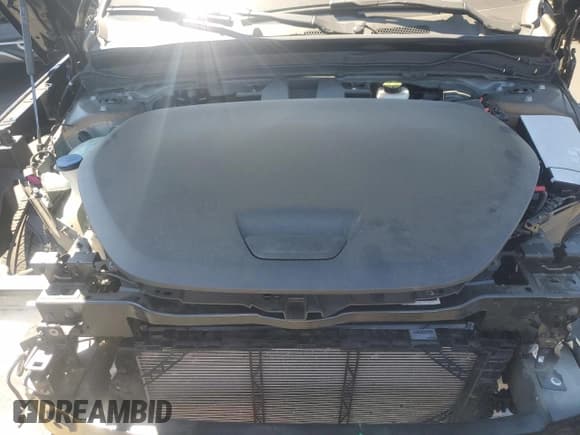 ✅ 2023 Volvo C40 Plus • VIN: YV4ED3GL7P2035500 • Лот: 72100045. Опубликован ранее на Copart с пробегом 29 791 миль. Бесплатный доступ к архиву аукционных продаж из США и подробный отчёт об истории автомобиля на DreamBid. Изображение 12.