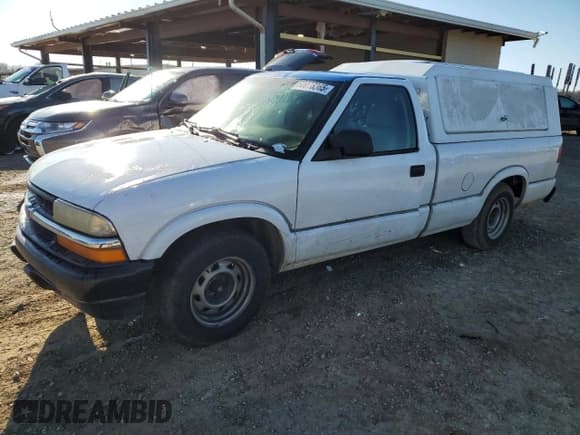 ✅ 2003 Chevrolet S-10 Work Truck • VIN: 1GCCS14X738275553 • Лот: 50076365. Опубликован ранее на Copart с пробегом Не указан. Бесплатный доступ к архиву аукционных продаж из США и подробный отчёт об истории автомобиля на DreamBid. Изображение 1.