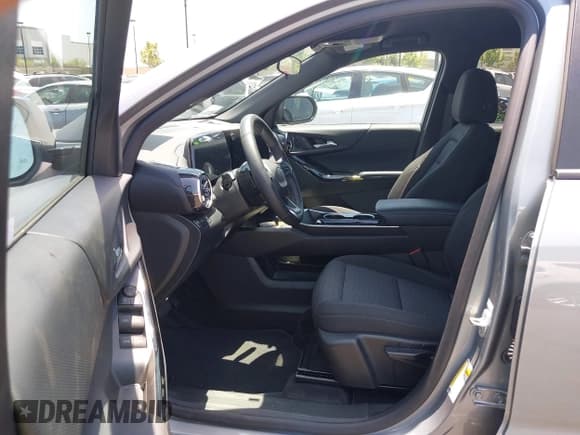 ✅ 2025 Chevrolet Equinox FWD LT • VIN: 3GNAXHEG0SL194045 • Lot: 42555668. Wystawiony na IAAI z przebiegiem 2 168 mil. Bezpłatny archiwum sprzedaży aukcyjnych z USA i szczegółowy raport historii pojazdu na DreamBid. Zdjęcie 5.