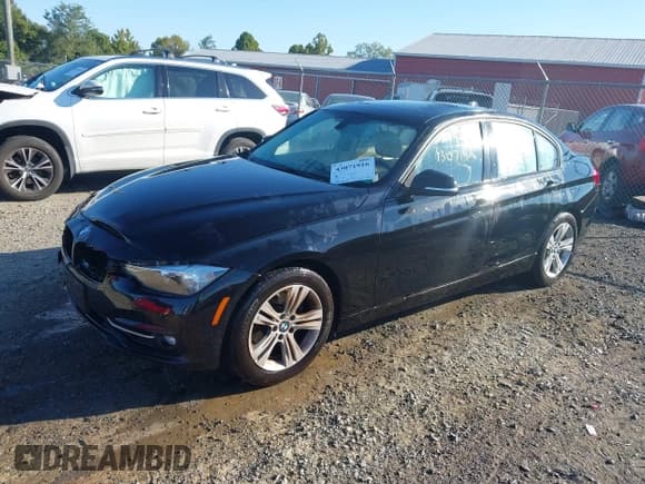 ✅ 2016 BMW 3 Series 328i xDrive • VIN: WBA8E3C56GK501337 • Lot: 43071916. Listed on IAAI with 111,491 mi. Free auction sales archive from the USA and detailed vehicle history report at DreamBid. Image 17.