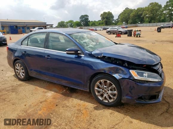 ✅ 2013 Volkswagen Jetta SE • VIN: 3VWDP7AJ8DM209712 • Lot: 59168045. Listed on Copart with 94,813 mi. Free auction sales archive from the USA and detailed vehicle history report at DreamBid. Image 4.