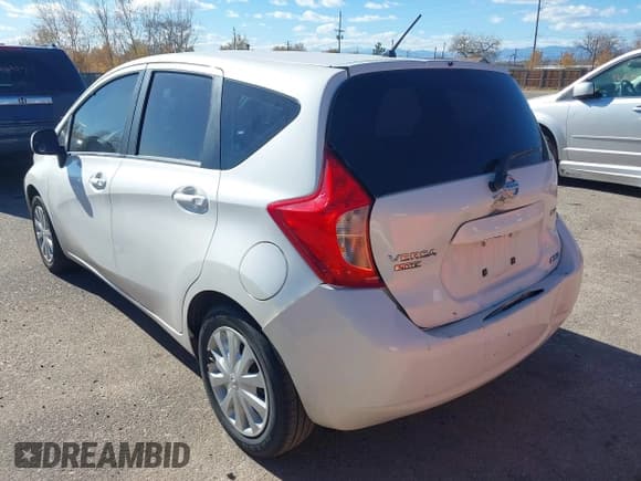 ✅ 2014 Nissan Note S • VIN: 3N1CE2CP6EL386178 • Lot: 43702413. Wystawiony na IAAI z przebiegiem 117 739 mil. Bezpłatny archiwum sprzedaży aukcyjnych z USA i szczegółowy raport historii pojazdu na DreamBid. Zdjęcie 3.