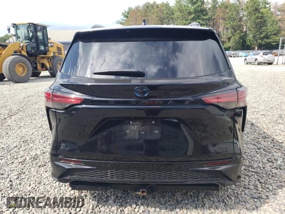 ✅ 2022 Toyota Sienna XSE • VIN: 5TDDSKFC6NS044727 • Lot: 66230085. Listed on Copart with 94,273 mi. Free auction sales archive from the USA and detailed vehicle history report at DreamBid. Image 6.