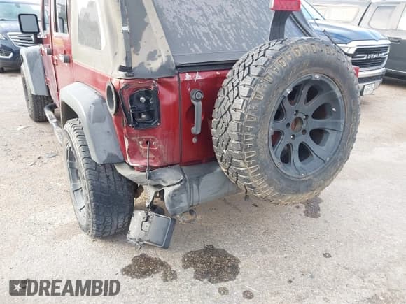 ✅ 2010 Jeep Wrangler Unlimited Sport • VIN: 1J4BB3H19AL120195 • Лот: 43523529. Опубликован ранее на IAAI с пробегом 138 386 миль. Бесплатный доступ к архиву аукционных продаж из США и подробный отчёт об истории автомобиля на DreamBid. Изображение 6.