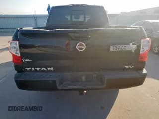 ✅ 2017 Nissan Titan SL • VIN: 1N6AA1E60HN564246 • Lot: 80580345. Wystawiony na Copart z przebiegiem 114 903 mil. Bezpłatny archiwum sprzedaży aukcyjnych z USA i szczegółowy raport historii pojazdu na DreamBid. Zdjęcie 6.