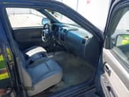 ✅ 2005 Chevrolet Colorado 1SE LS Z71 • VIN: 1GCDS136158289870 • Lot: 43173533. Listed on IAAI with 231,880 mi. Free auction sales archive from the USA and detailed vehicle history report at DreamBid. Image 5.