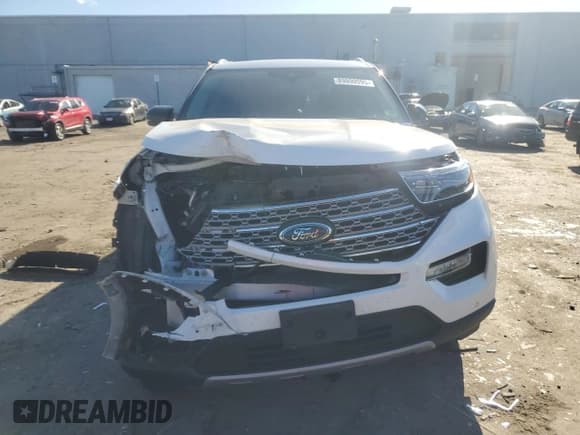 ✅ 2022 Ford Explorer Limited • VIN: 1FMSK8FH3NGB75688 • Lot: 89800995. Listed on Copart with 58,201 mi. Free auction sales archive from the USA and detailed vehicle history report at DreamBid. Image 5.