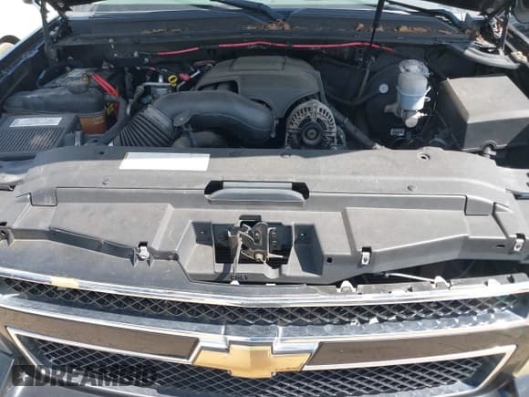 ✅ 2007 Chevrolet Suburban LTZ • VIN: 1GNFC16067R362023 • Lot: 43295147. Listed on IAAI with 147,539 mi. Free auction sales archive from the USA and detailed vehicle history report at DreamBid. Image 10.