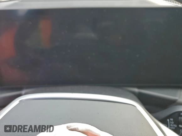 ✅ 2025 BMW 3 Series 330i • VIN: 3MW69CW02S8F19131 • Lot: 93837905. Listed on Copart with Not provided. Free auction sales archive from the USA and detailed vehicle history report at DreamBid. Image 9.