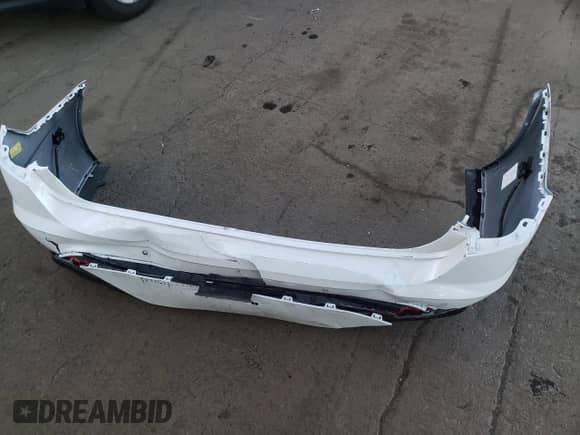 2020 Hyundai Sonata Limited z VIN 5NPEH4J2XLH040714, wystawiony jako Copart lot #70018372 z przebiegiem 16 941 mil mil oraz . Historia ofert i sprzedaży dostępna na DreamBid. Obrazek 12.