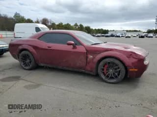 ✅ 2020 Dodge Challenger R/T Scat Pack • VIN: 2C3CDZFJ3LH156673 • Lot: 71712684. Wystawiony na Copart z przebiegiem 37 078 mil. Bezpłatny archiwum sprzedaży aukcyjnych z USA i szczegółowy raport historii pojazdu na DreamBid. Zdjęcie 4.