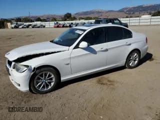 ✅ 2010 BMW 3 Series 328i • VIN: WBAPH5G59ANM69773 • Lot: 69791015. Listed on Copart with 126,102 mi. Free auction sales archive from the USA and detailed vehicle history report at DreamBid. Image 1.